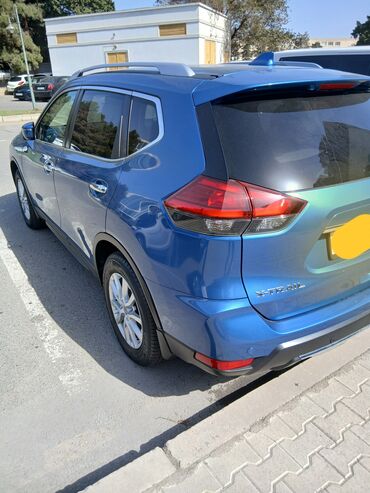 Nissan: Ela veziyyetdedir. vurugu yoxdu. hec bir problemi yoxdu. Nissan — 6