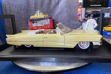 Avtomobil modelləri: Cadillac, 1963 il, 1:18, Dəmir, Ödənişli çatdırılma — 12