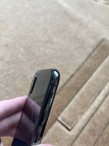 Apple iPhone: IPhone X, Б/у, 64 ГБ, Черный, Чехол, 60 % — 11