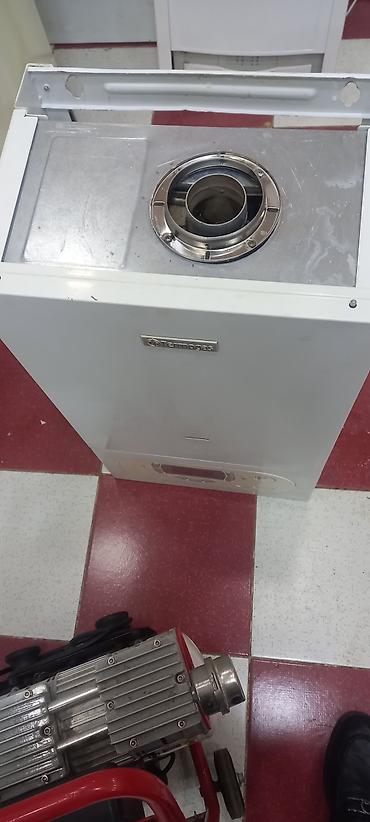 isti hava vuran: Termogaz kombi 24 kv az işlənmiş təzə kimi təmiz səliqəli .Allah alana — 3
