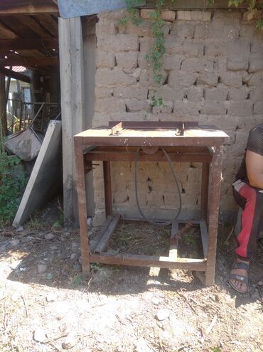 ������������ ������ ������������������������ ���������������� в Кыргызстан | Другое строительное оборудование: Церкулярный стол без двигателя