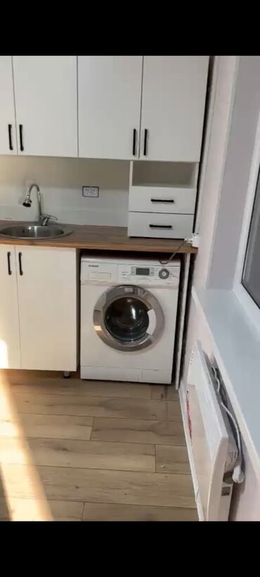 продам дом в рассрочку в бишкеке: Квартира берилет рухий мурастан Садик .Школа жаныда жаны санынган