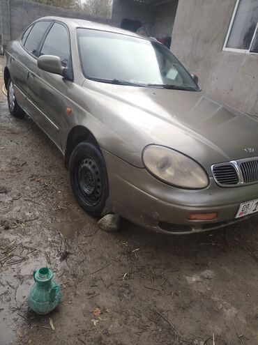 машина ис: Daewoo Leganza: 1999 г., 1.8 л, Механика, Бензин, Седан