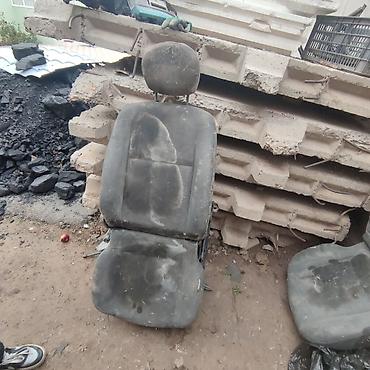 Панели, обшивки: Центральная консоль GMC 2003 г., Б/у, Оригинал, США — 21