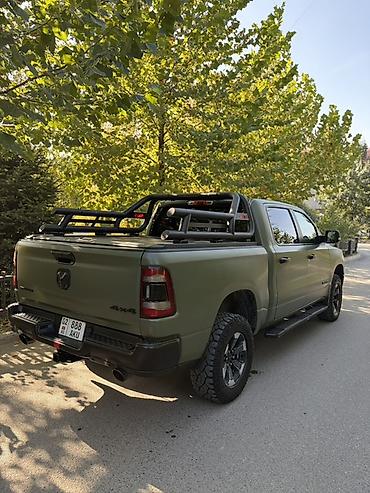 Dodge: Dodge Ram 1500: 2020 г., 5.7 л, Автомат, Бензин, Пикап — 3
