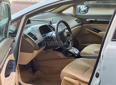 masin kreditle: Honda Civic Hybrid sedan - Kuzov: 4 qapılı sedan, açıq mavi rəng - — 6