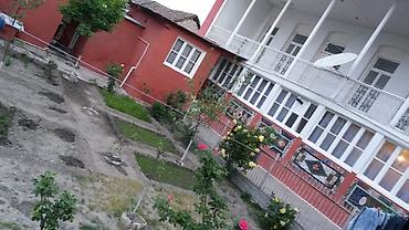 samuxda ev satlir: Şeki şeher merkez heryere yaxın qaz su işıq kanalizasiya kabel tv — 9