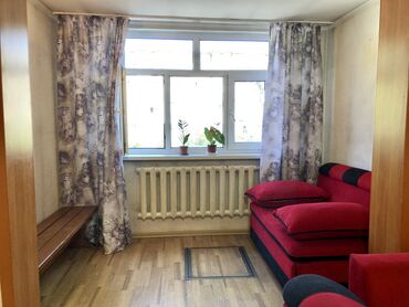 дом арча бешик ак орго: 3 комнаты, 67 м², 104 серия, 1 этаж, Косметический ремонт