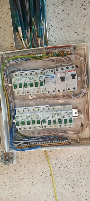 Электрики: Электрик | Установка стиральных машин, Демонтаж электроприборов, Монтаж проводки Больше 6 лет опыта — 8