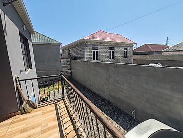 bakıxanov ev satışı: Ev Vişnyofkada yerləşir, 4 otaqlı, tam təmirli. 13x11-ə dir. 143kv m — 5