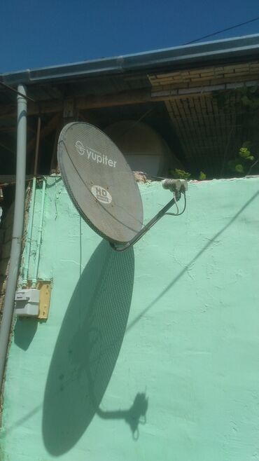 Peyk antenaları: Yupiter firmasının HD keyfiyyətli peyk antenası. Televiziya yayımını — 3