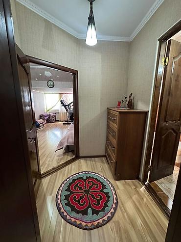 восток 5 сдаю: 250 м², 6 комнат и более, ул. Кара-Дарыя, Семейным — 10