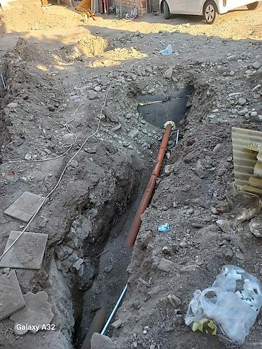 бассейн с водой: Сантехнические работы: монтаж и ремонт водопровода и канализации - — 8