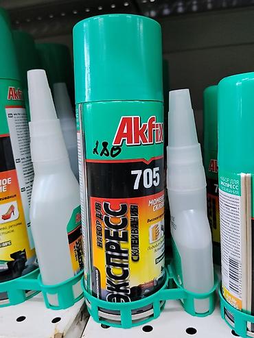Суперклей: Akfix, Для дерева, В аэрозольном баллоне — 1