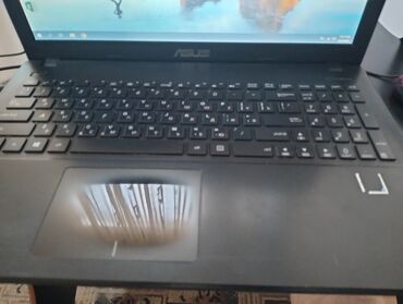 Dell: İşlənmiş ASUS Vivobook, 15.6 ", Intel Celeron, 512 GB, Ünvandan götürmə
