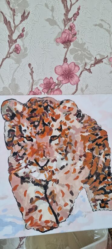 Картины: Продаю готовую картину 30 на 40см (мозайка) и картину красками на — 3