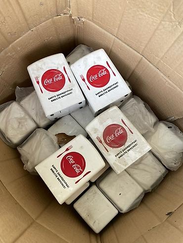 Ашкана буюмдары: Диспенсеры для салфеток Coca-Cola (настольные) 20 шт отдам в одни руки — 3