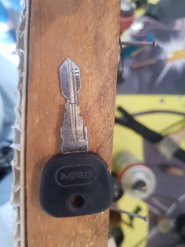 ремонт ключа авто: Сломался ключ 
Сделаем новый ключ 
Сломался авто ключ