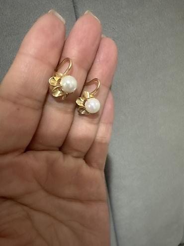 Серьги с жемчугом, классический цветочный дизайн. 585 проба Вес 5.3