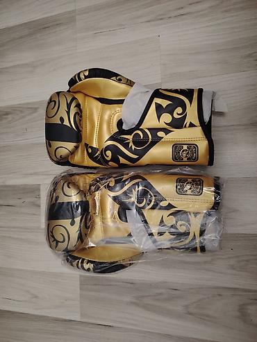 robot əlcək: Boks əlcəkləri – Hell Fight, qara/qızılı dizayn - Ölçü: 10 oz — 2