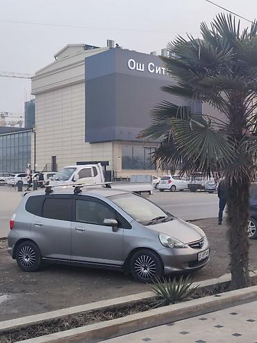 Honda: Honda Fit: 2005 г., 1.3 л, Вариатор, Бензин, Хэтчбэк — 1