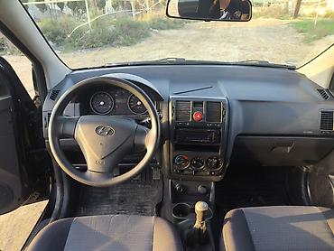cesqa satisi: Model: Hunday Getz(5 qapılı hetçbek) Kuzov: qara rəng, kompakt ölçü — 5