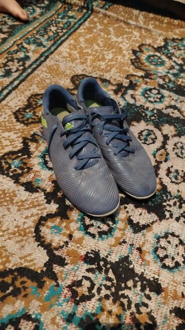 рации б у: Бутсы Adidas Nemeziz синего цвета с характерными полосами и желтой