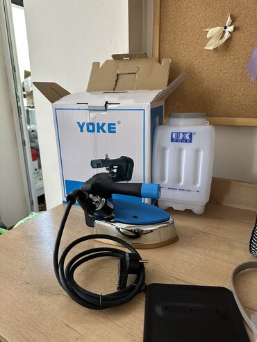 насадка для утюга: Гравитационный утюг промышленного типа YOKE UK-999 с термостатом
