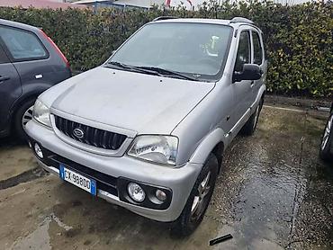 auto plac borca: DAIHATSU TERIOS 4 WD 2005. GOD. - KOMPLETAN AUTO U DELOVIMA | — 1