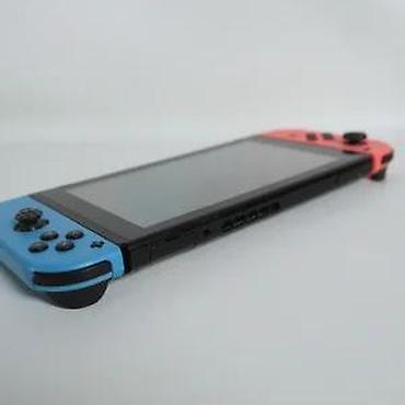 Nintendo Switch: U ponudi je Nintendo Switch. Stanje: lepo očuvana, manji tragovi — 21