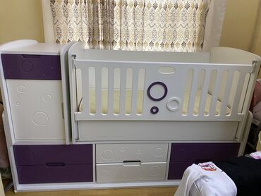 Beşiklər: Oğlan və qız üçün, Yeni, Dördbucaq, Beşik, Dəstsiz, Matras ilə, Yellənmə mexanizmsiz