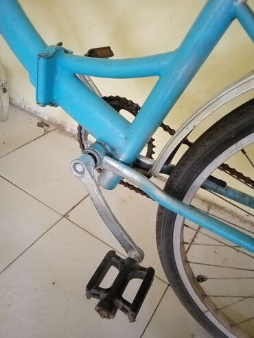 Şəhər velosipedləri: Şəhər/kruiyer tipli velosiped - Rəng: mavi-gümüş qarışığı - Aşağı — 7