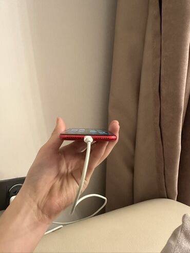 Apple iPhone: IPhone 8, 256 ГБ, Красный, 100 % — 6