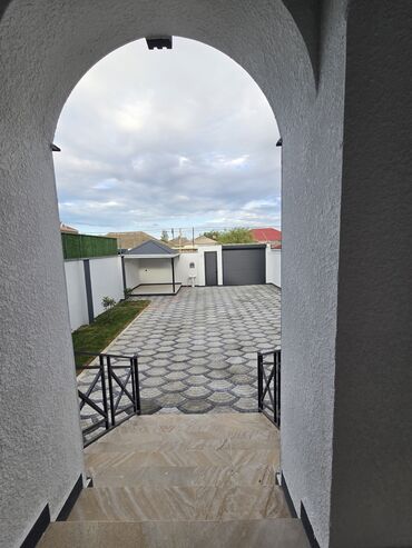 Həyət evləri və villaların satışı: 4 otaqlı, 140 kv. m, Yeni təmirli — 3