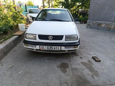 volkswagen vento автомат: Volkswagen Vento: 1993 г., 1.8 л, Механика, Бензин, Седан
