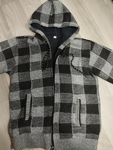 Джинсы: На возраст 11-12 лет примерно. б/у идеальном состоянии,за всё 1000 — 10