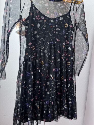 платье в цветочек: Вечернее платье, Короткая модель, С рукавами, S (EU 36)