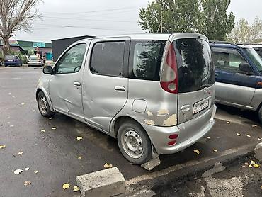 авто ярис: Toyota Yaris Verso: 2001 г., 1.3 л, Механика, Бензин, Минивэн — 5