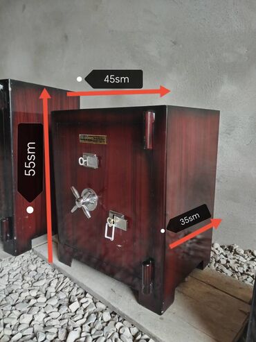 Seyflər: Seyf Türk zavod. Geniş ölçüdə. Yanmayam oda davamlı. 600-700 dərəcə — 9