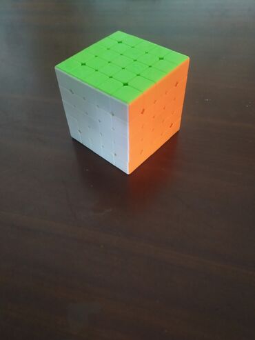 uşaq üçün kubik rubik oyuncağı: Kubik Rubik 5x5 satılır əla vəziyyətdədir