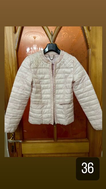 zhenskie khudi: Женская куртка M (EU 38), цвет - Розовый