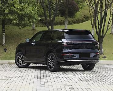 1: Changan : 2025 г., 1.5 л, Автомат, Гибрид, Внедорожник — 6