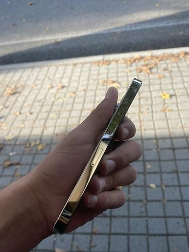 apple iphone 14: IPhone 14 Pro, Qızılı, Face ID — 4