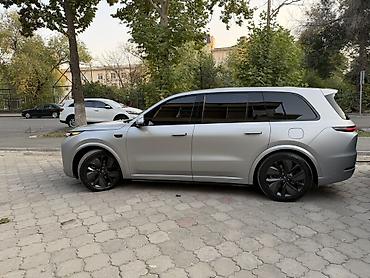 lexsus ls: Lixiang L9: 2022 г., 1.5 л, Автомат, Гибрид, Внедорожник — 6