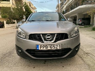 iphone 6 plus: Nissan Qashqai: 1.6 l. | 2012 έ. SUV/4x4