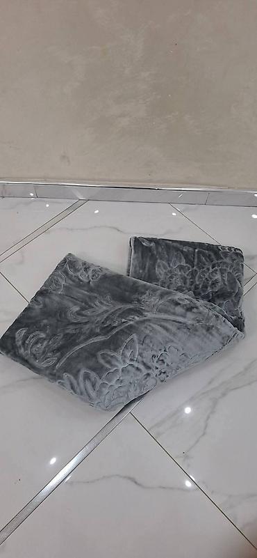 Ćebad i pokrivači: Veličina - Singl — 9