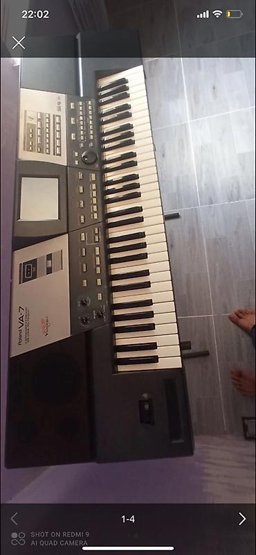 Sintezatorlar: Roland VA-7 aranjor sintezatoru Çanta, ayaqlıq birlikdə - — 2