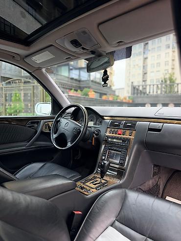 Продажа авто: Mercedes-Benz E-Class: 2000 г., 4.3 л, Автомат, Бензин, Седан — 3