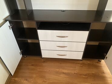 Тумбы и подставки для телевизора: Тумба и подставка для телевизора, Б/у, Напольная, ЛДСП, Самовывоз — 5