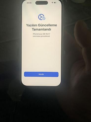 Apple iPhone: IPhone 15 — 11